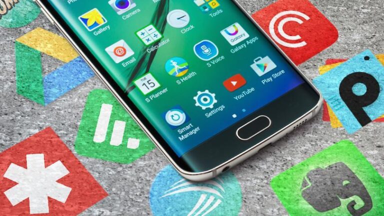 Too many apps can lead to a freezing phone.