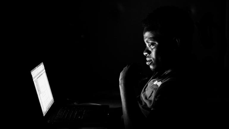 Blue Light: How does the technology around us affect our everyday lives?