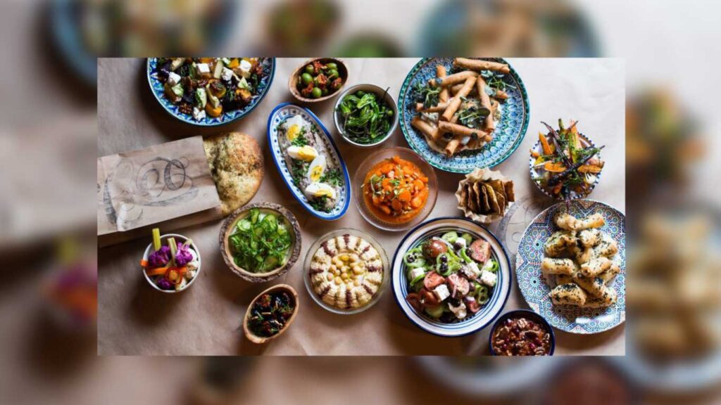 How Restaurants Can Save Money with Online Tools