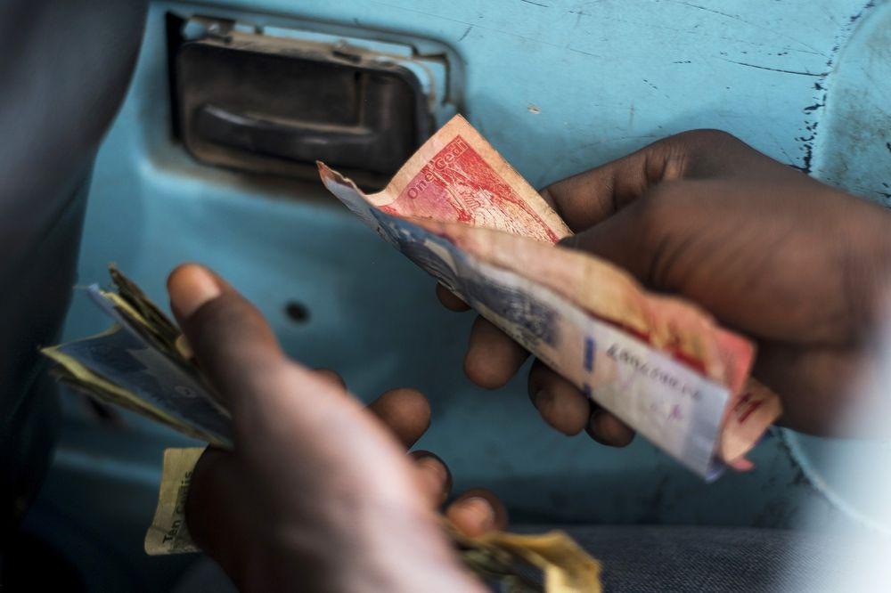 How To Send Mobile Money From the USA To Ghana using SendWave