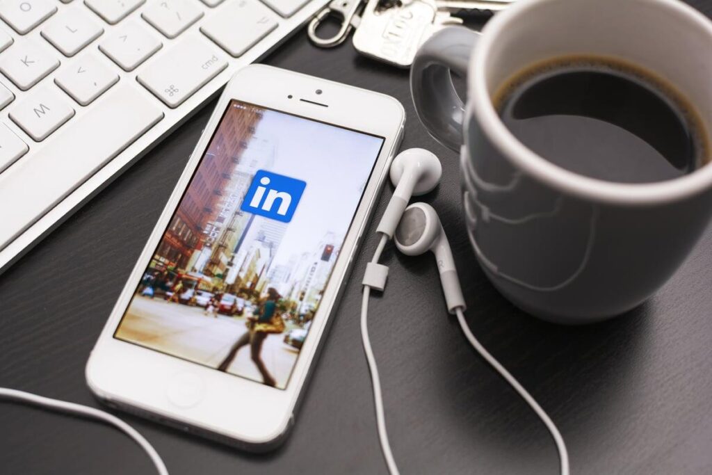 How To Build Your Profile On LinkedIn To Get Jobs