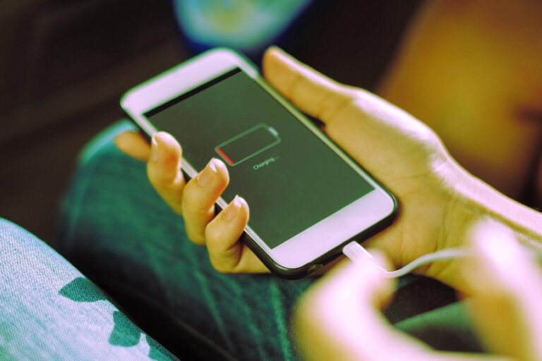 5 Charging Tips To Improve Battery Life