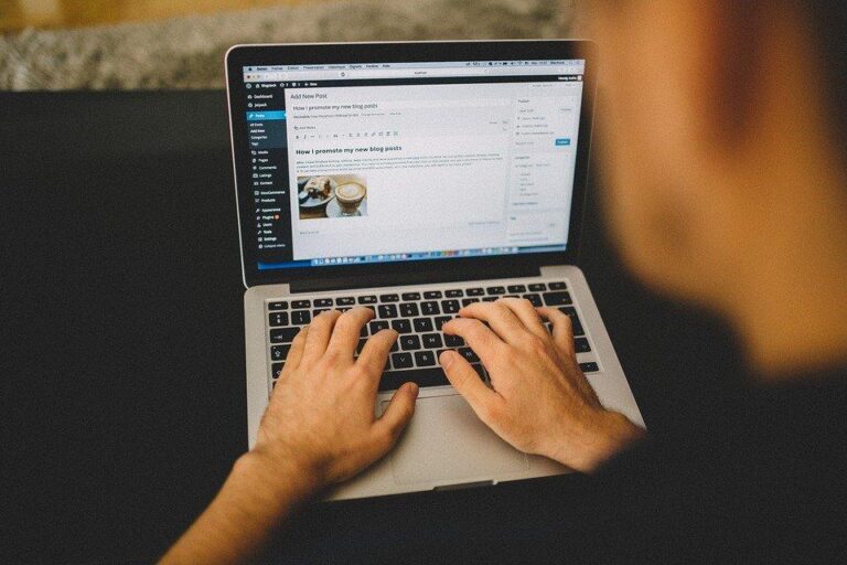 What is the Meaning of Blogging?