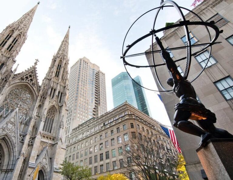 TECNO Aims to be A Stylish Technology Icon with its Global Launch of CAMON 19 Series, Atop New York City’s  Iconic Rockefeller Center