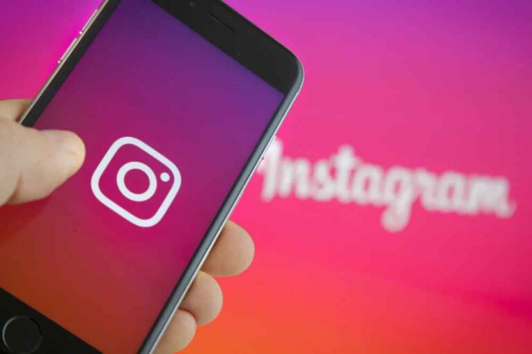 How to Copy, Edit & Add links to Instagram Comments