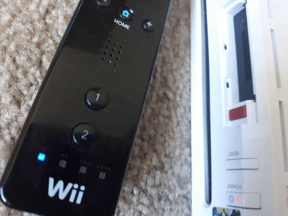 How to connect/pair a Wii remote