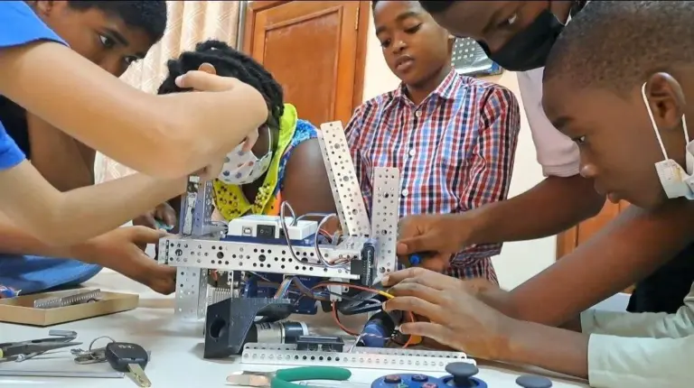 Mikrobot Academy’s Bright Young Minds Ready to Shine at 2023 Robofest World Championship